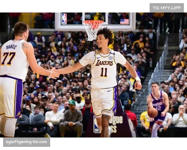 湖人内线新星季前赛表现不稳仍需提升继续努力才能赢得主力位置